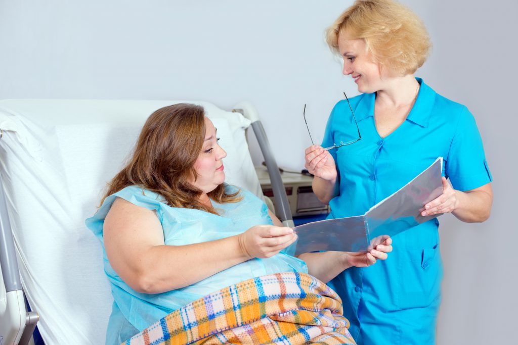 مشاوره با پزشک قبل از جراحی اسلیو